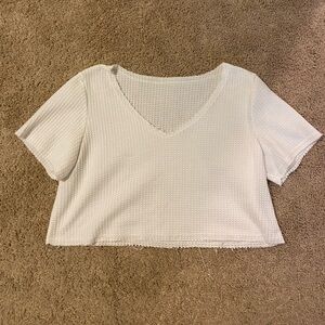 White v neck shien crop top